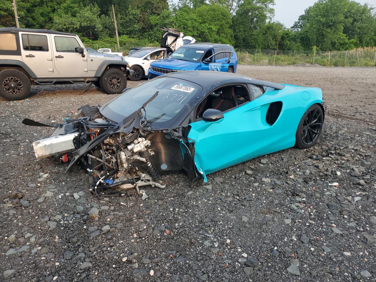 MCLAREN ARTURA