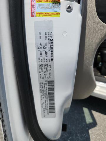 2015 CHRYSLER TOWN & COU 2C4RC1CG6FR554719