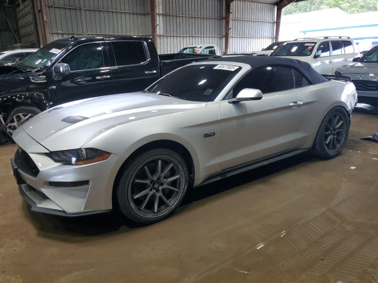 FORD MUSTANG GT