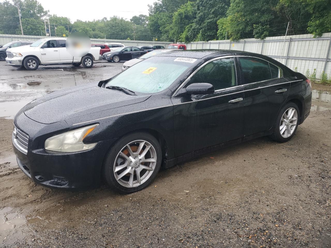 NISSAN MAXIMA S