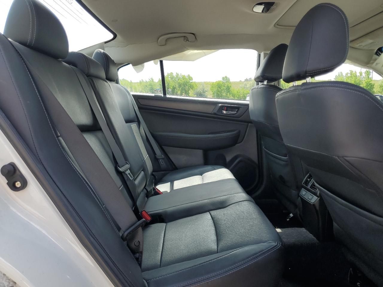 SUBARU LEGACY 3.6R LIMITED