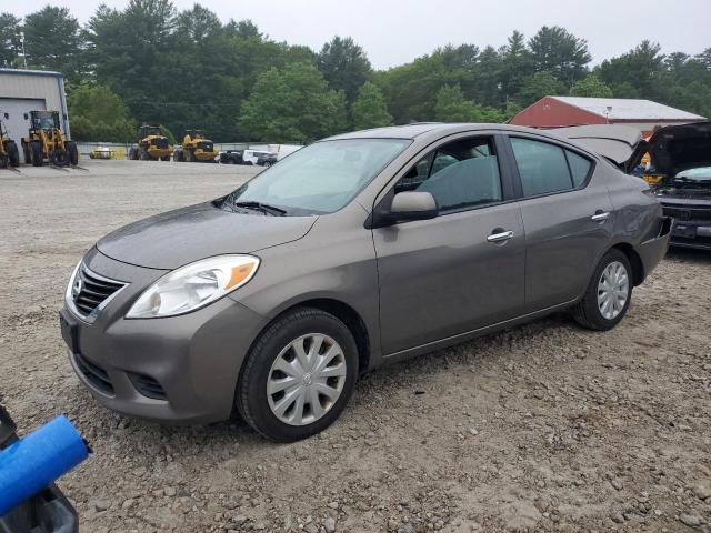NISSAN VERSA S