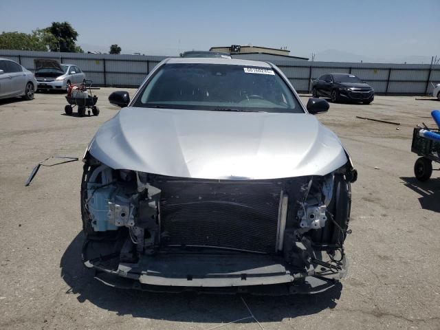 2018 TOYOTA CAMRY L JTNB11HK8J3042087