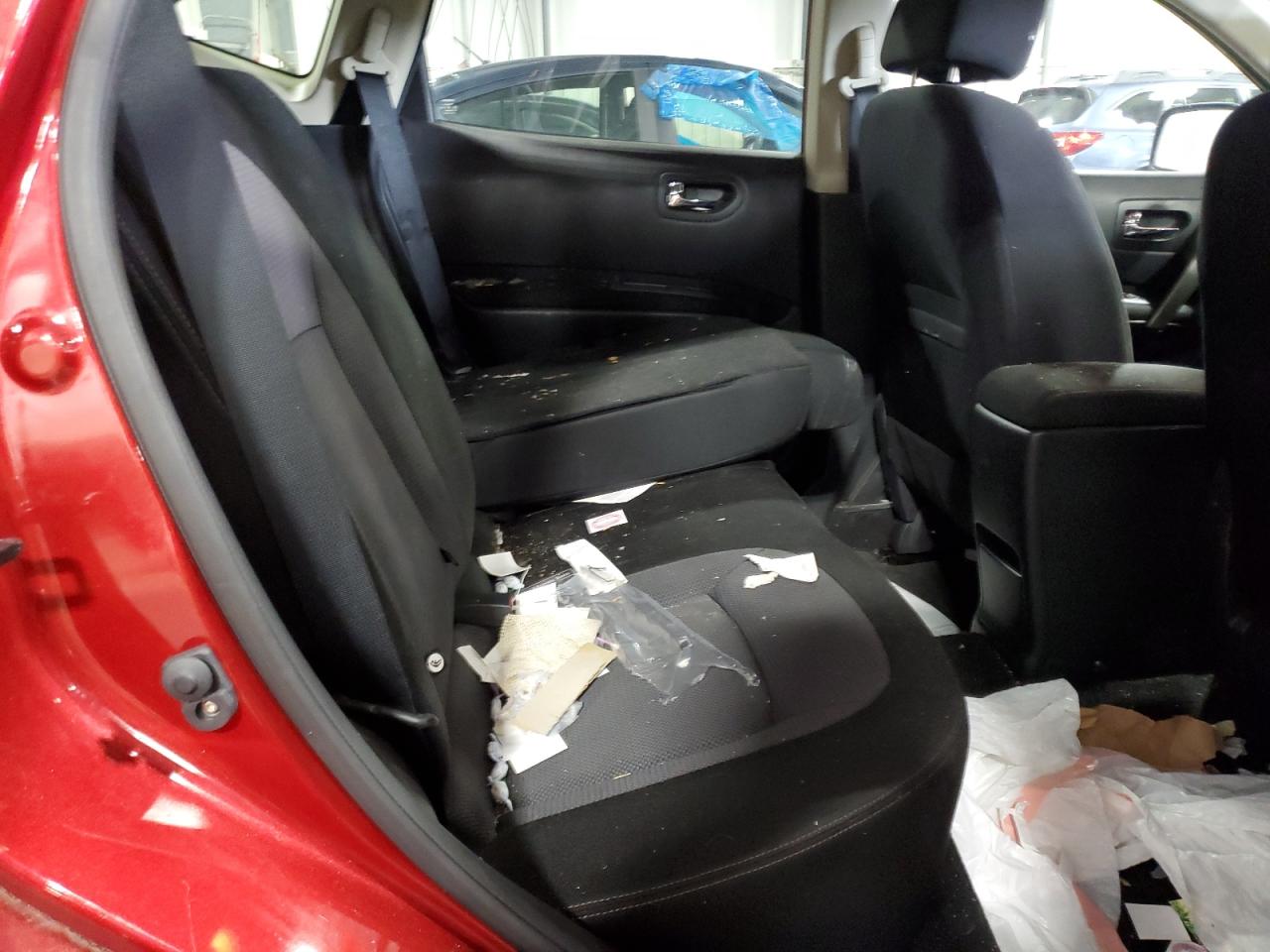 Nissan Rogue s 2013