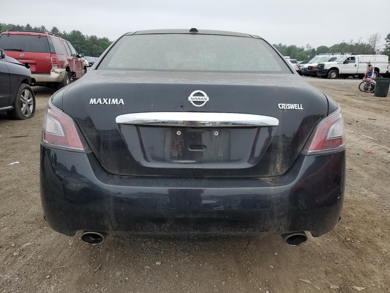 NISSAN MAXIMA S