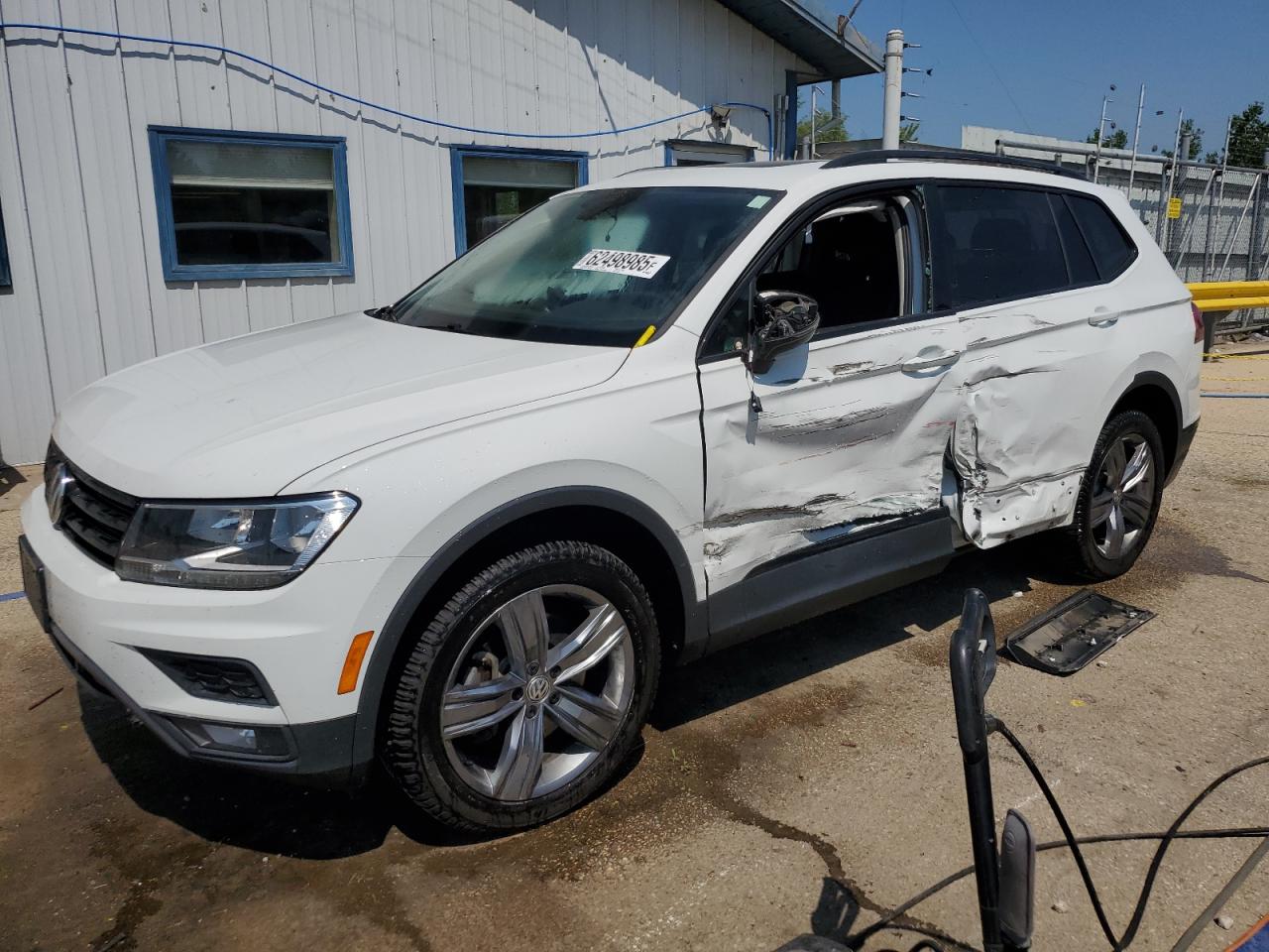 VOLKSWAGEN TIGUAN SE