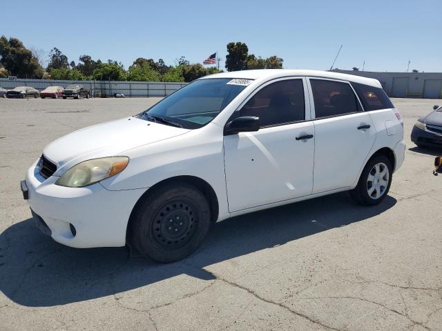 TOYOTA COROLLA MA 2007 white hatchbac gas 2T1KR32E27C646021 photo #1