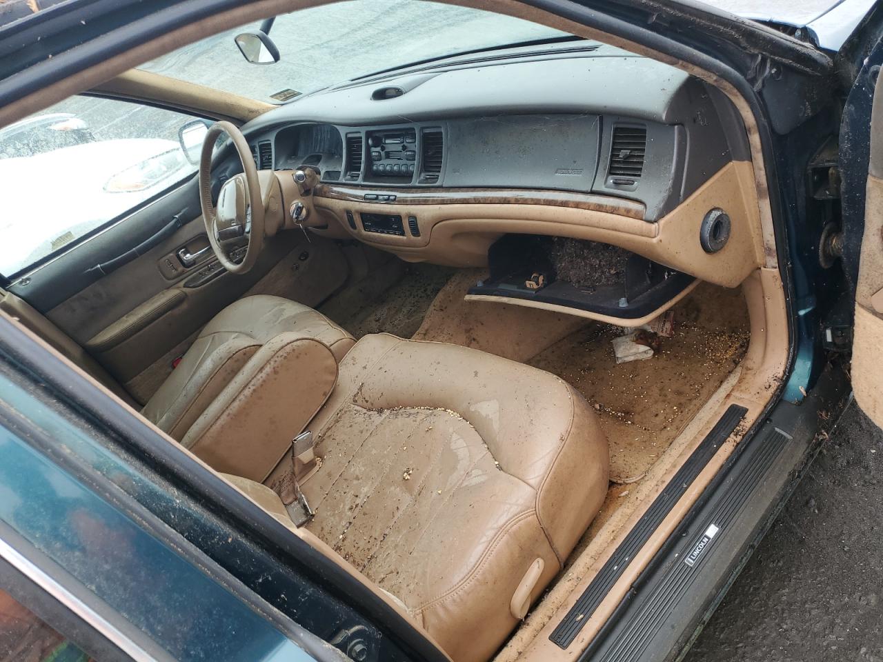 Lot #3281396983 1995 LINCOLN TOWN CAR E