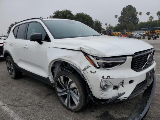 2024 VOLVO XC40 PLUS YV4L12ULXR2285377