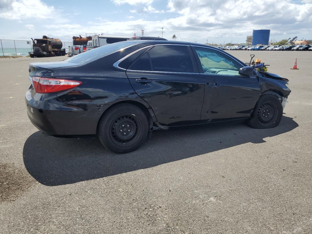 Lot #3215626229 2015 TOYOTA CAMRY LE