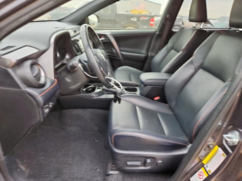 2018 TOYOTA RAV4 SE JTMNFREV7JJ741237