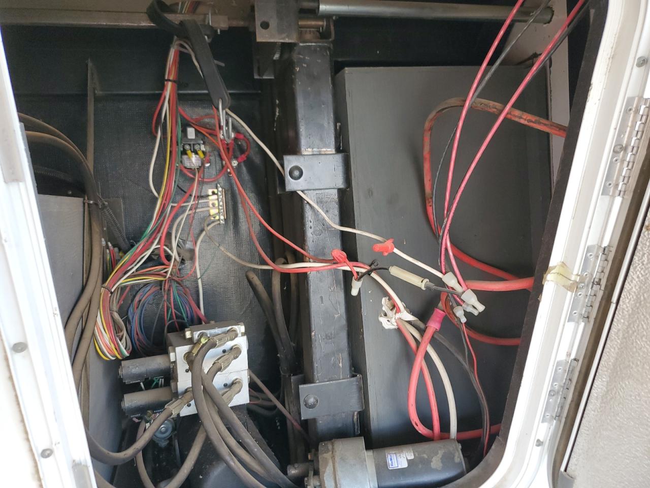 Lot #3199187515 1995 FLEETWOOD WESTPORT