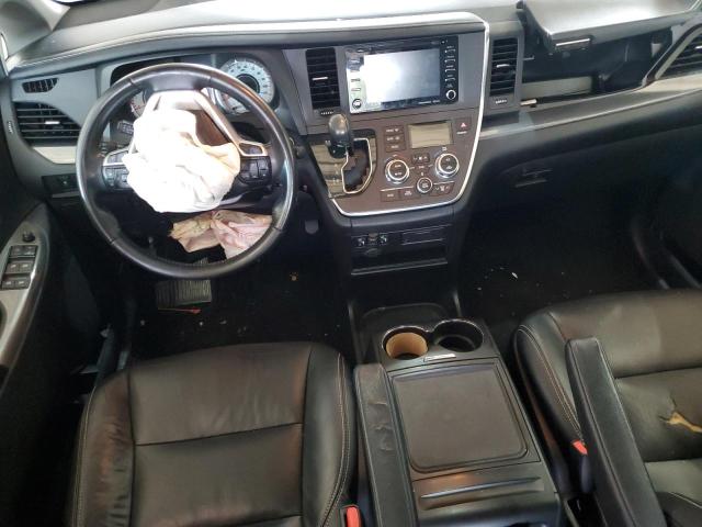 2018 TOYOTA SIENNA SE 5TDXZ3DCXJS959771