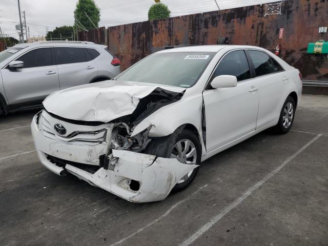 TOYOTA CAMRY BASE