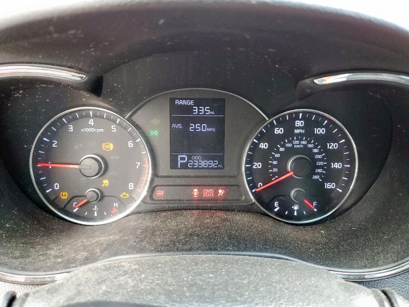 2016 KIA FORTE LX #3309724860