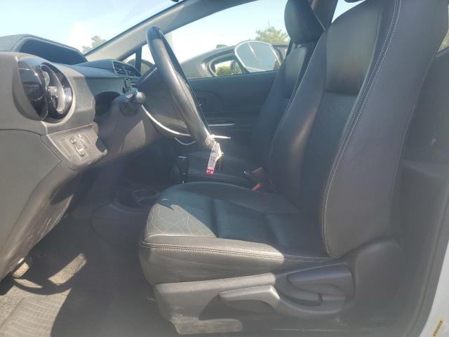 2016 TOYOTA PRIUS C JTDKDTB30G1122982