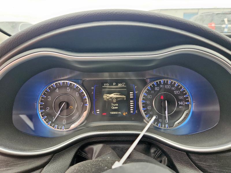 2015 CHRYSLER 200 LIMITE - 1C3CCCAB8FN680655