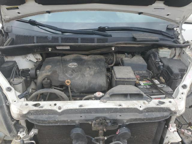 2018 TOYOTA SIENNA SE 5TDXZ3DC0JS930571