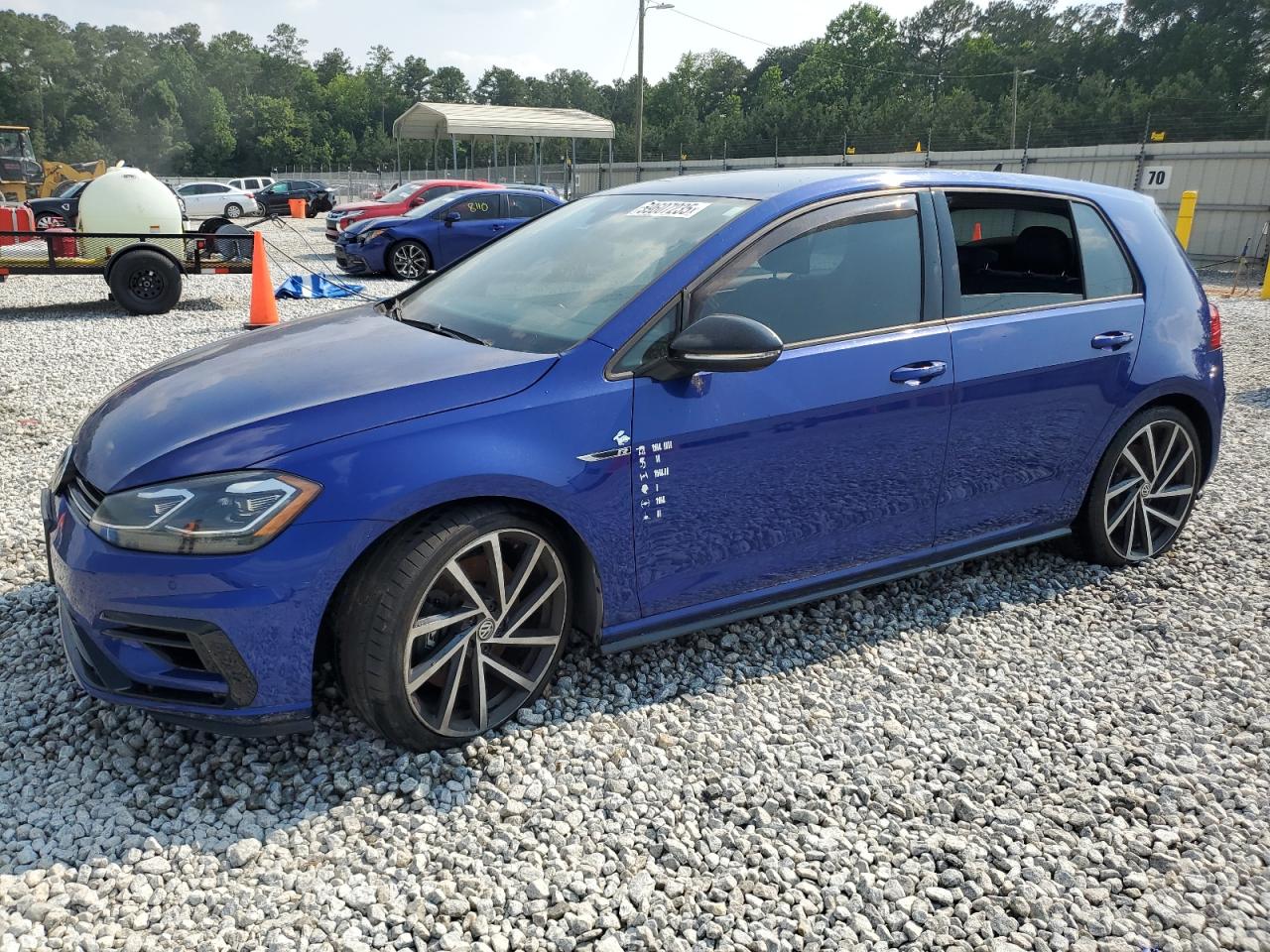 VOLKSWAGEN GOLF R