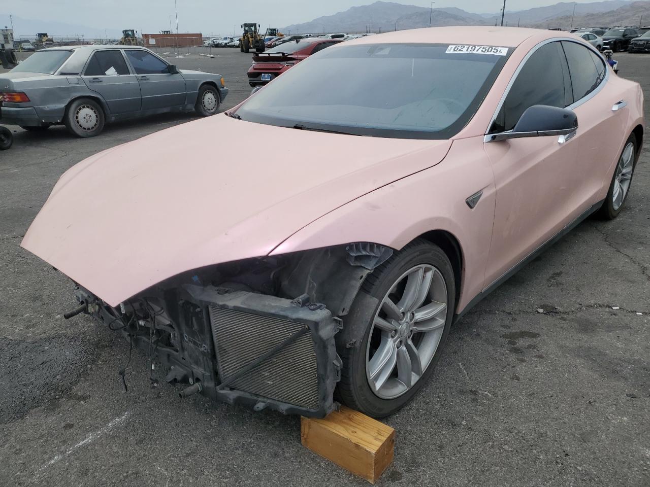 TESLA MODEL S