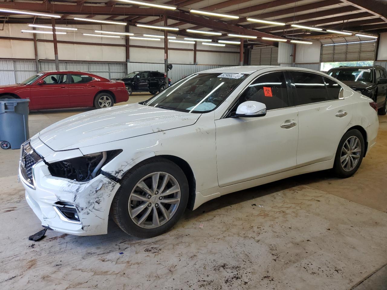 INFINITI Q50 PURE