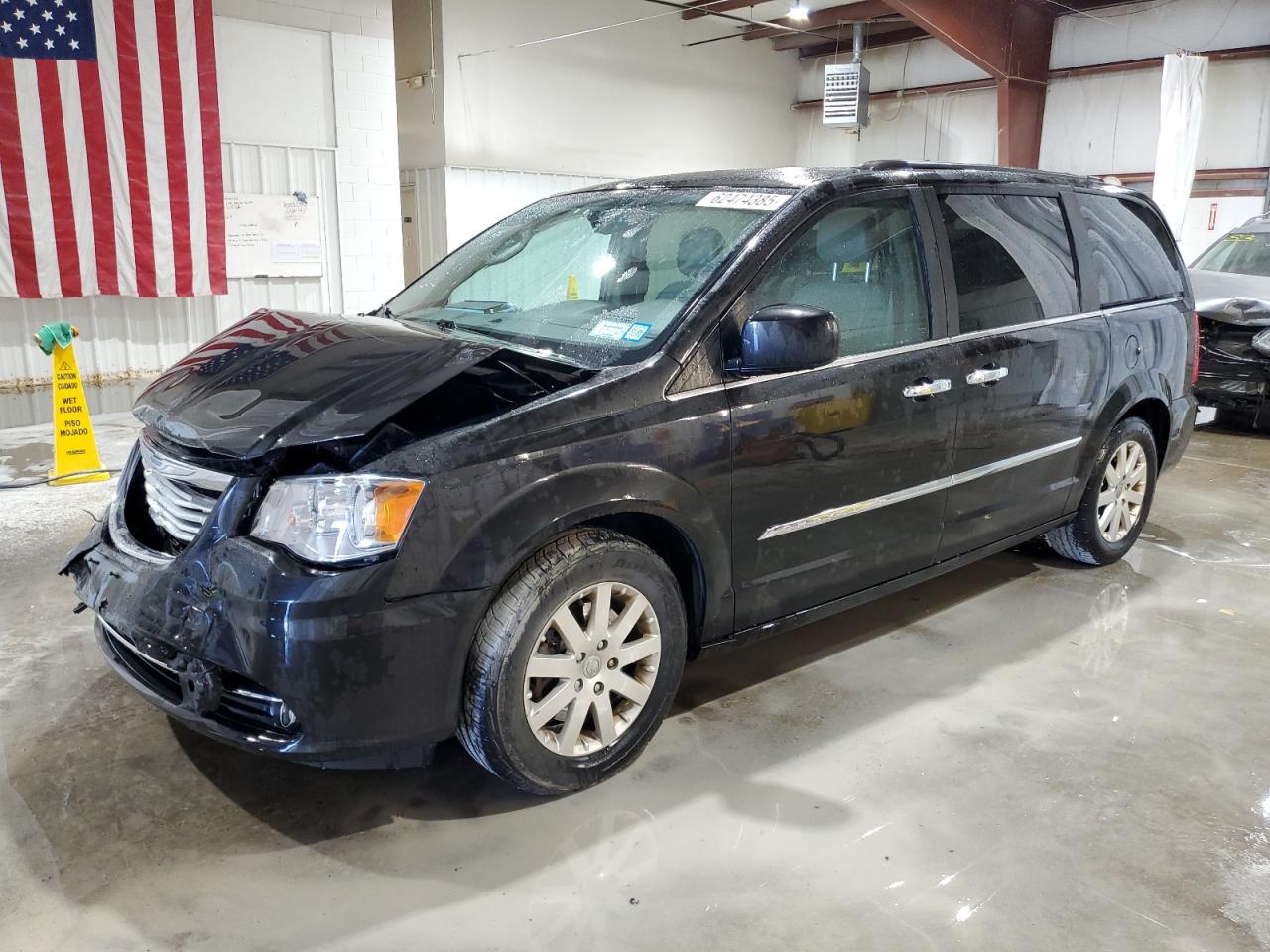 CHRYSLER TOWN & COUNTRY TOURING