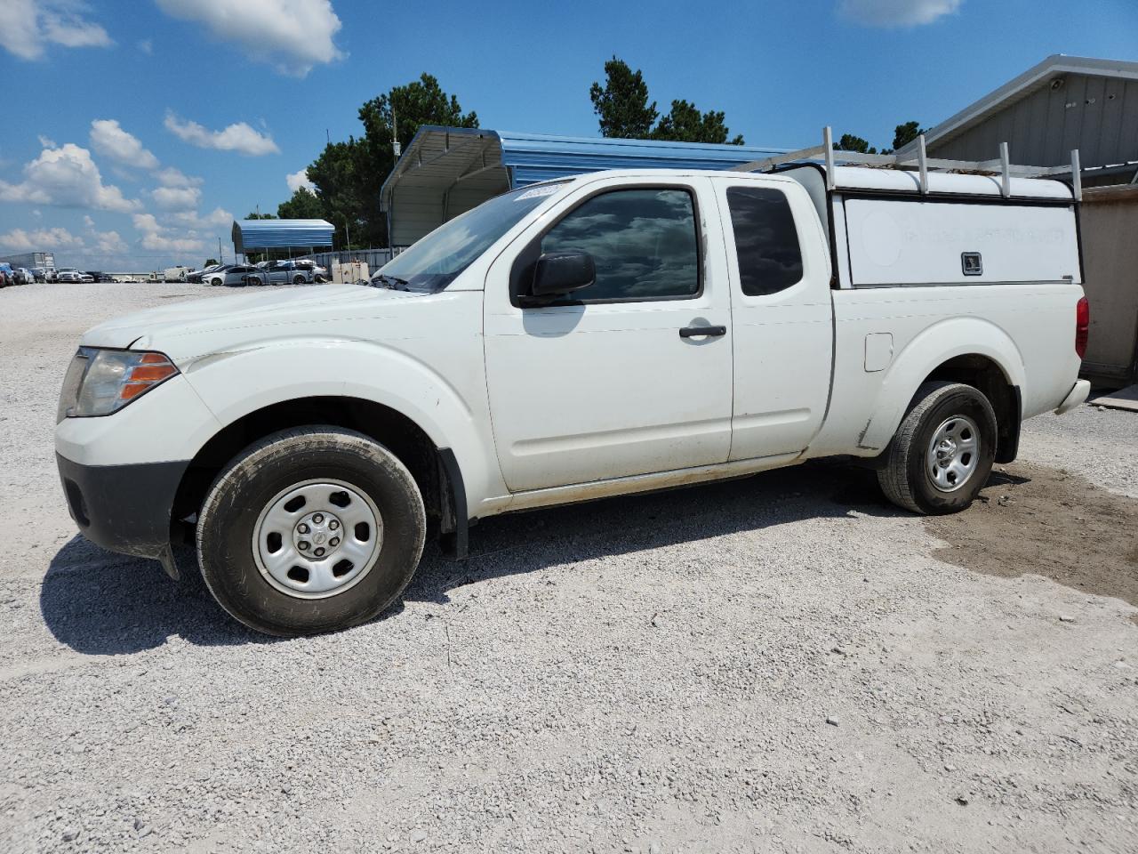 NISSAN FRONTIER S