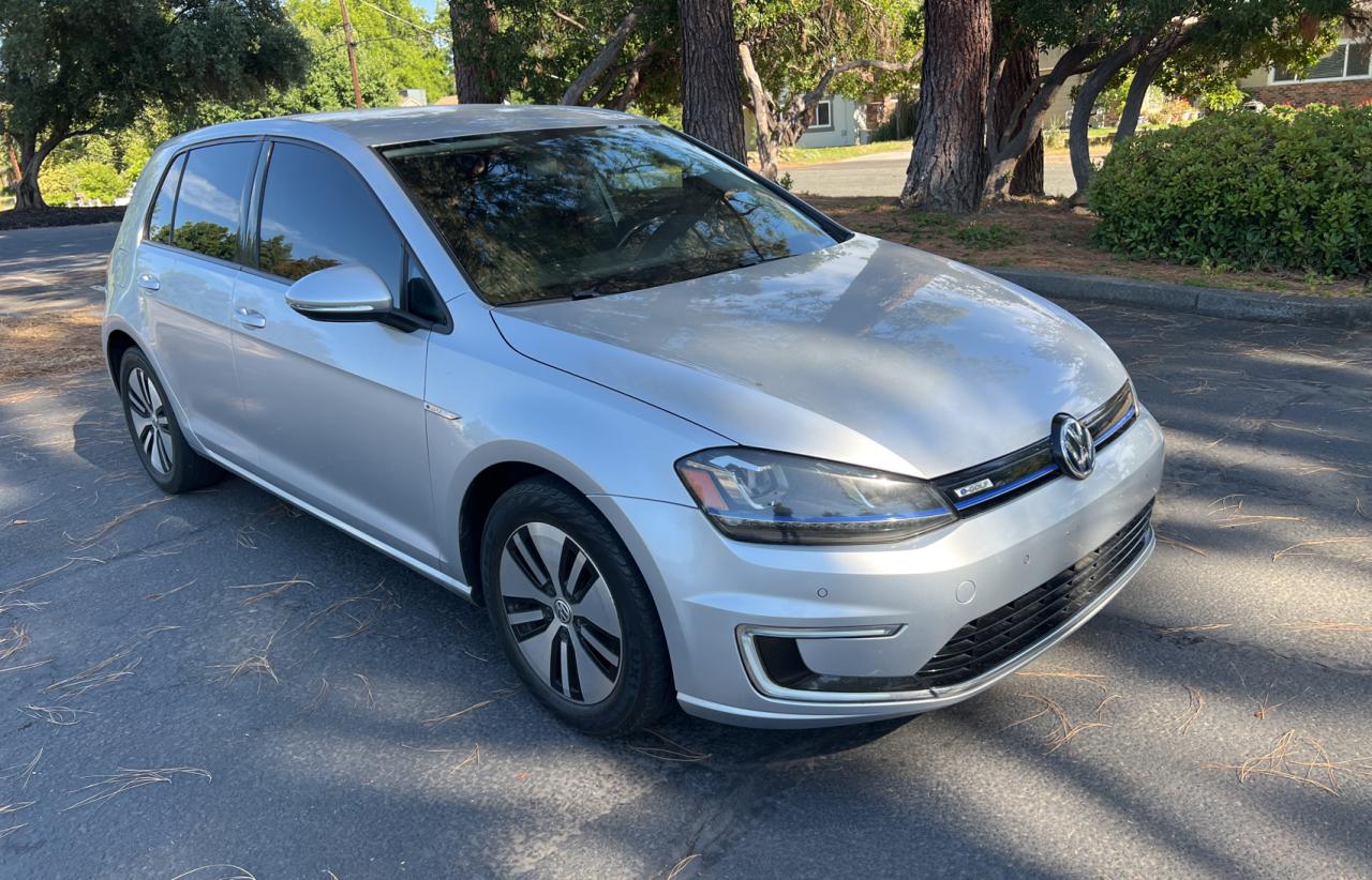 VOLKSWAGEN E-GOLF SEL PREMIUM