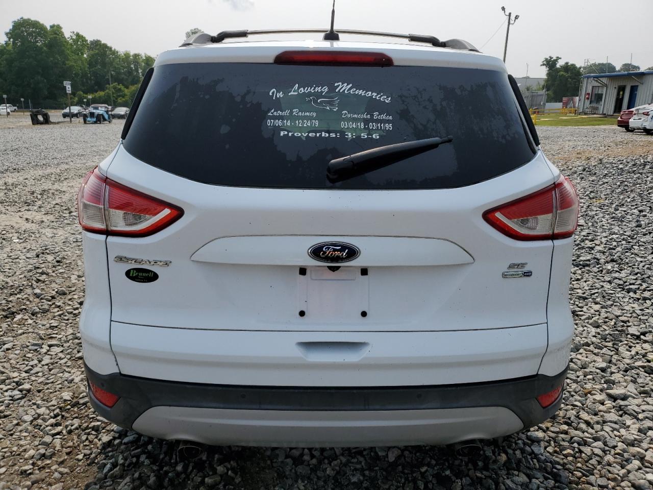 FORD ESCAPE SE