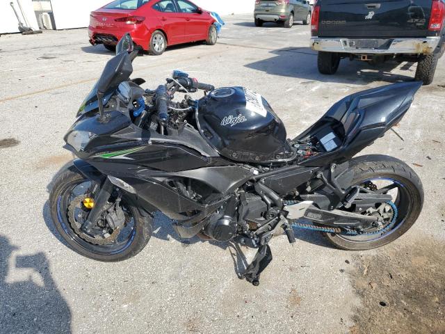 2017 KAWASAKI EX650 F JKAEXEK16HDA04883