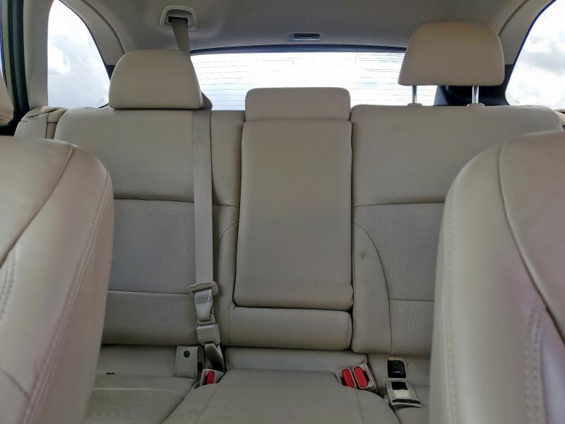 2018 SUBARU OUTBACK 2. 4S4BSANC7J3315210