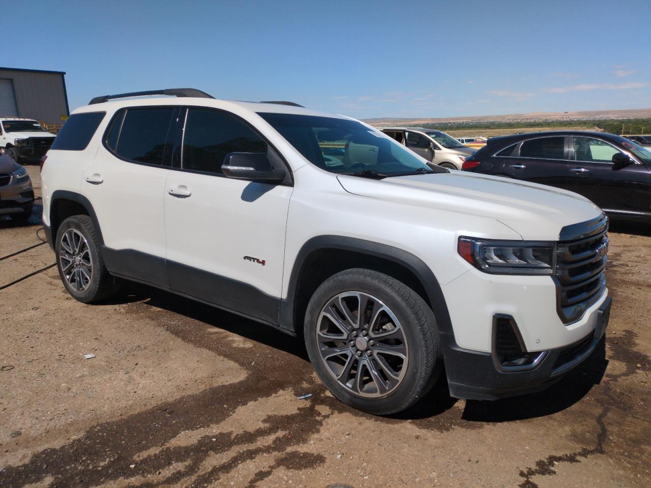 GMC ACADIA AT4