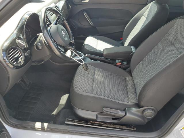 2018 VOLKSWAGEN BEETLE S 3VWFD7AT0JM703383