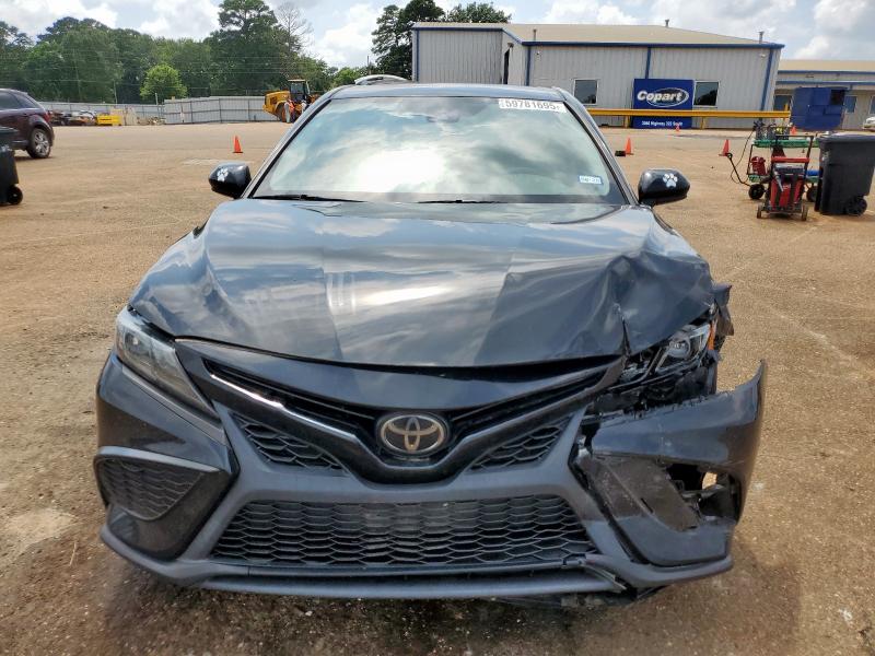 2021 TOYOTA CAMRY SE - 4T1G11AK4MU575200