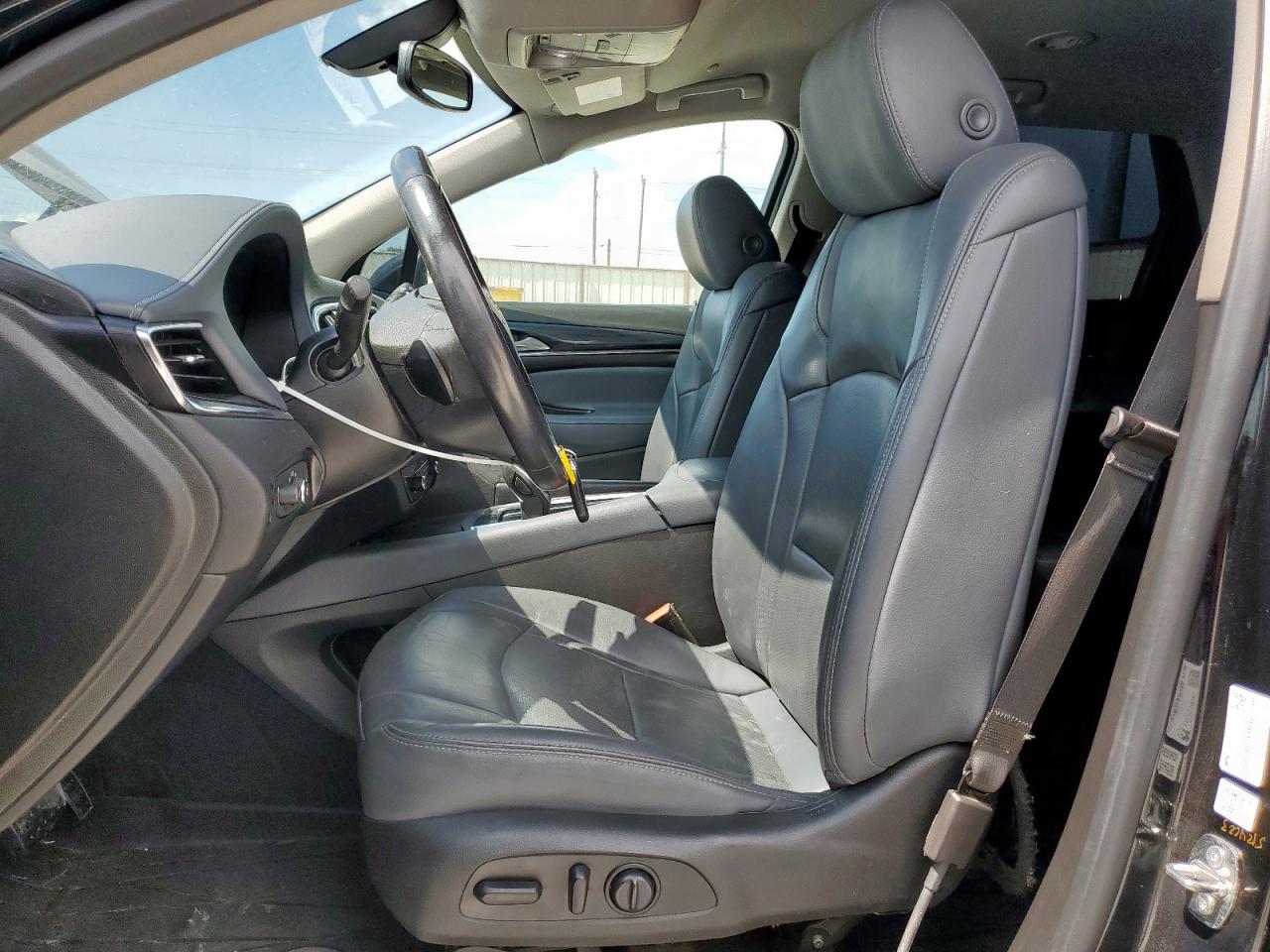 BUICK ENCLAVE ESSENCE