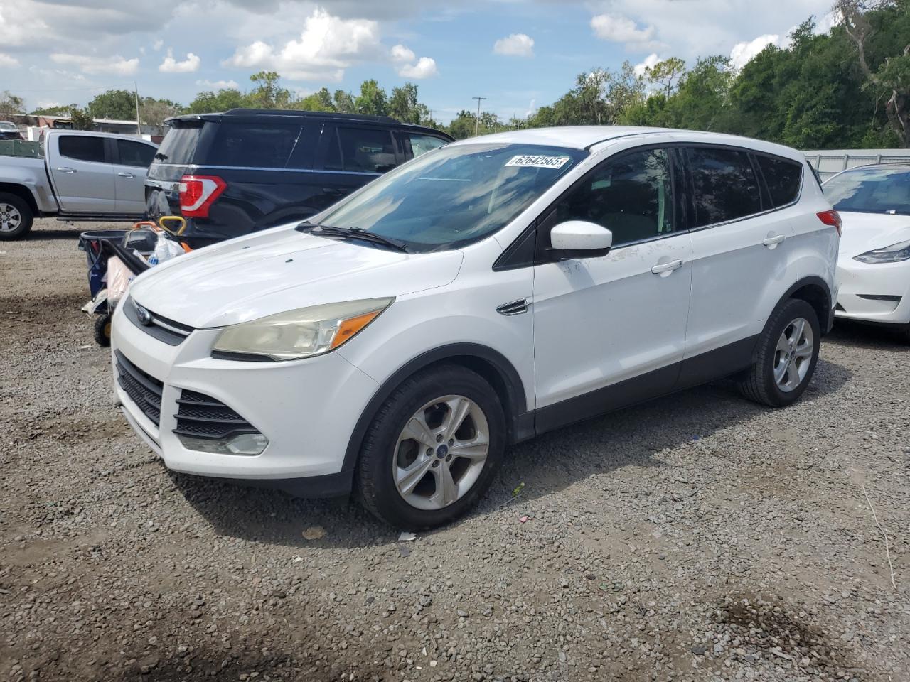 FORD ESCAPE SE