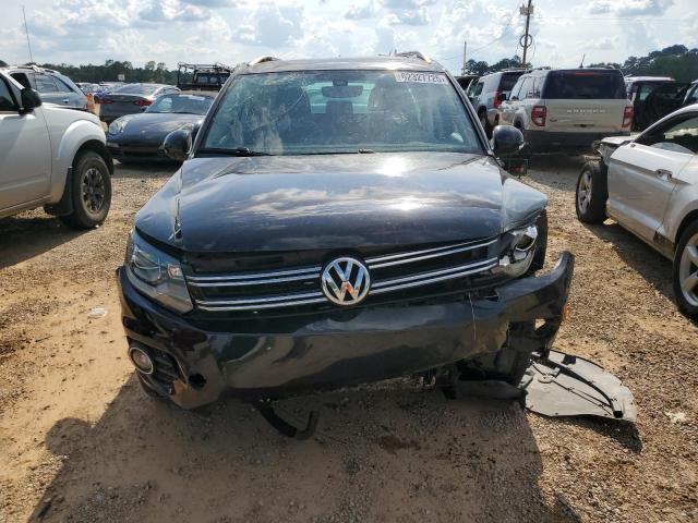 2017 VOLKSWAGEN TIGUAN SPO WVGTV7AX3HK020029