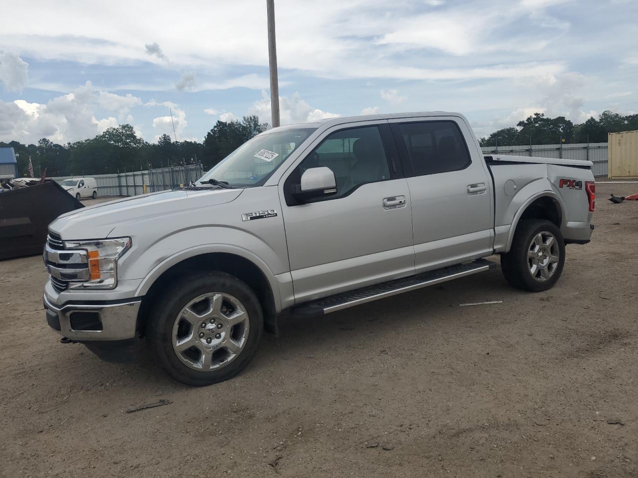 FORD F-150 SUPERCREW