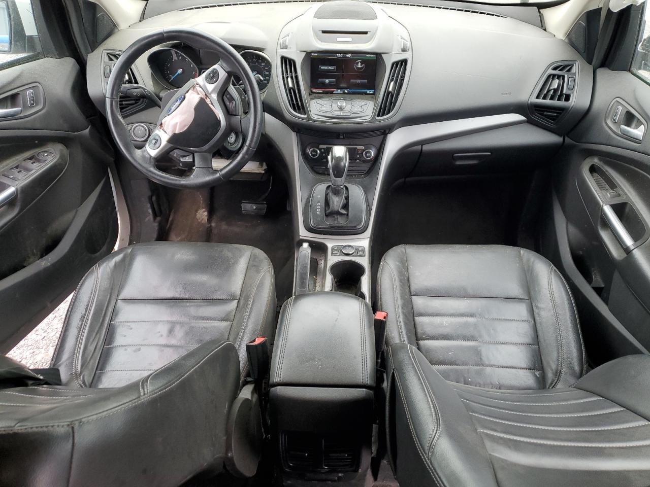 FORD ESCAPE SE