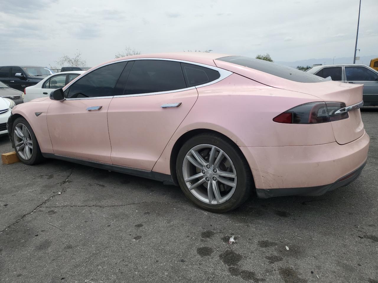TESLA MODEL S