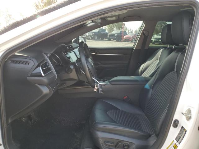 2018 TOYOTA CAMRY L 4T1B11HK2JU081381