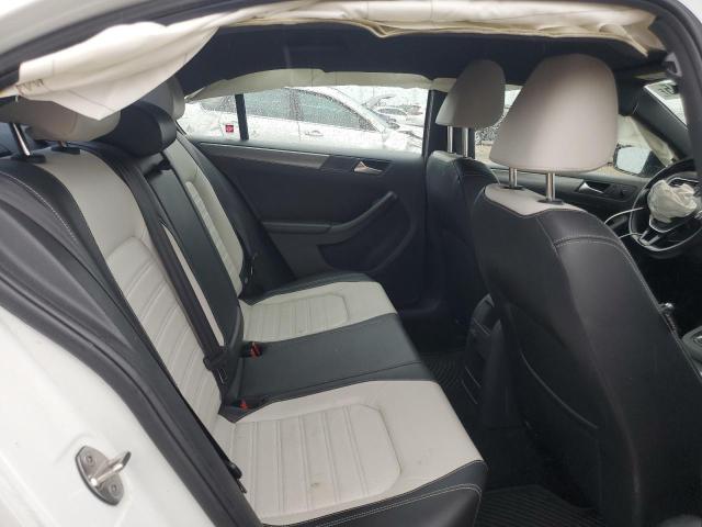 2016 VOLKSWAGEN JETTA SPOR 3VWB17AJ4GM306130