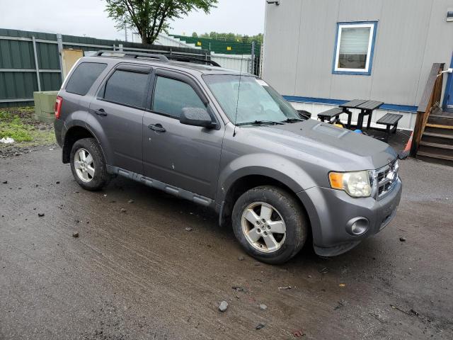 Vin: 1fmcu9d77akb92421, lot: 59362725, ford escape xlt 20104