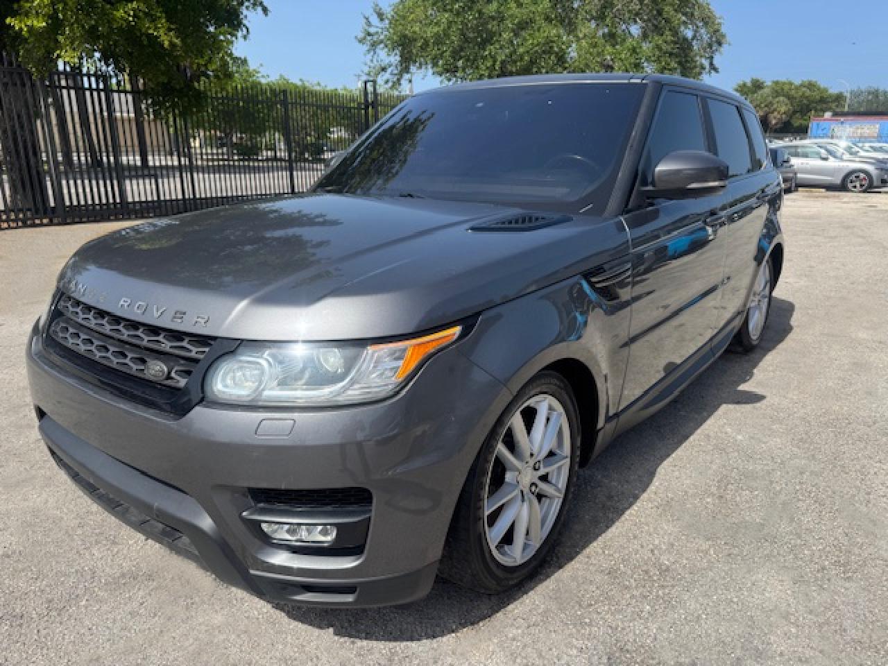 LAND ROVER RANGE ROVER SE