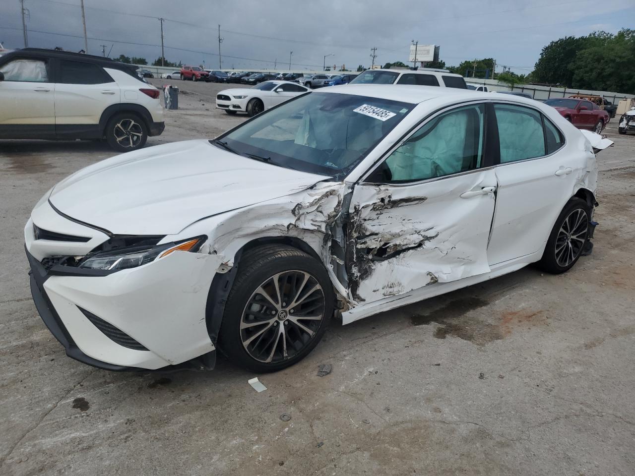 TOYOTA CAMRY L