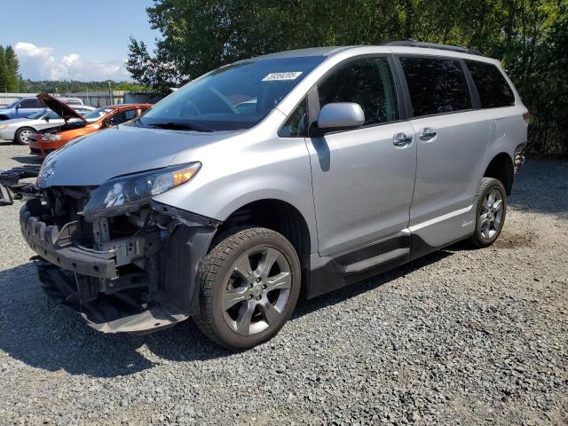 2014 TOYOTA SIENNA