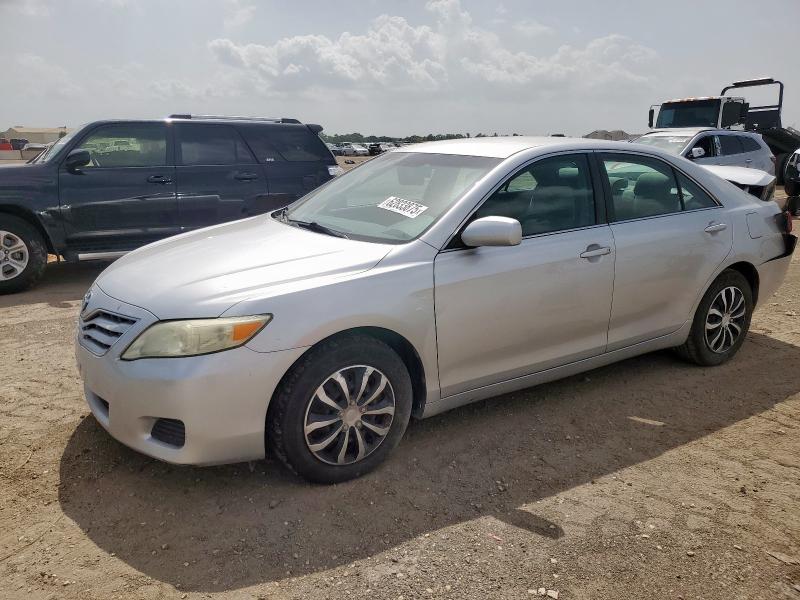 TOYOTA CAMRY BASE