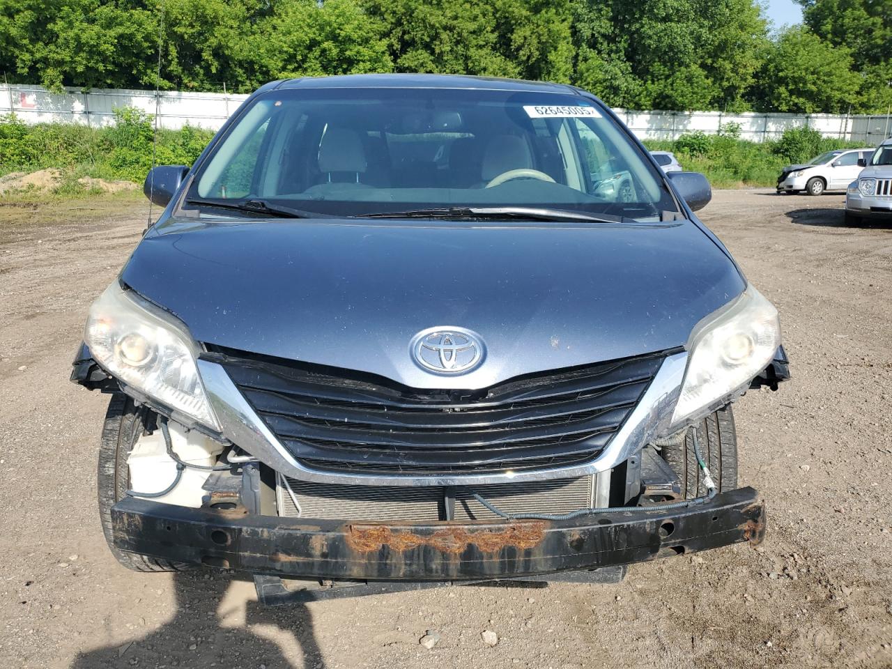 Lot #3262026496 2014 TOYOTA SIENNA LE