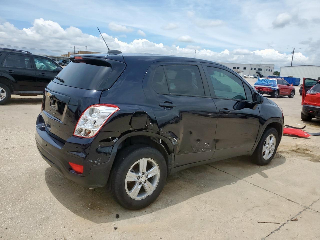 CHEVROLET TRAX LS