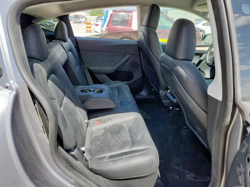 2024 TESLA MODEL Y 7SAYGDED2RA326365